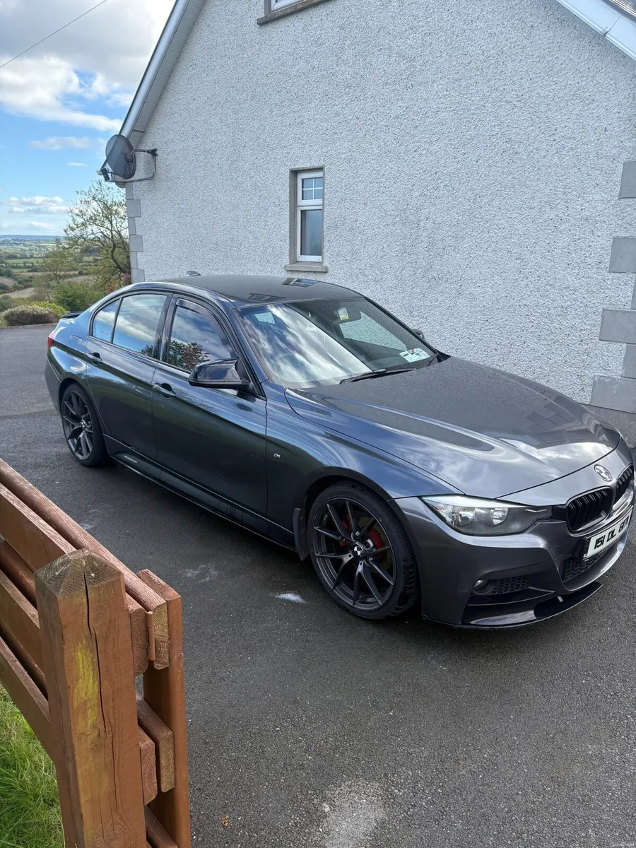 BMW 3-Series 2015 - Image 1