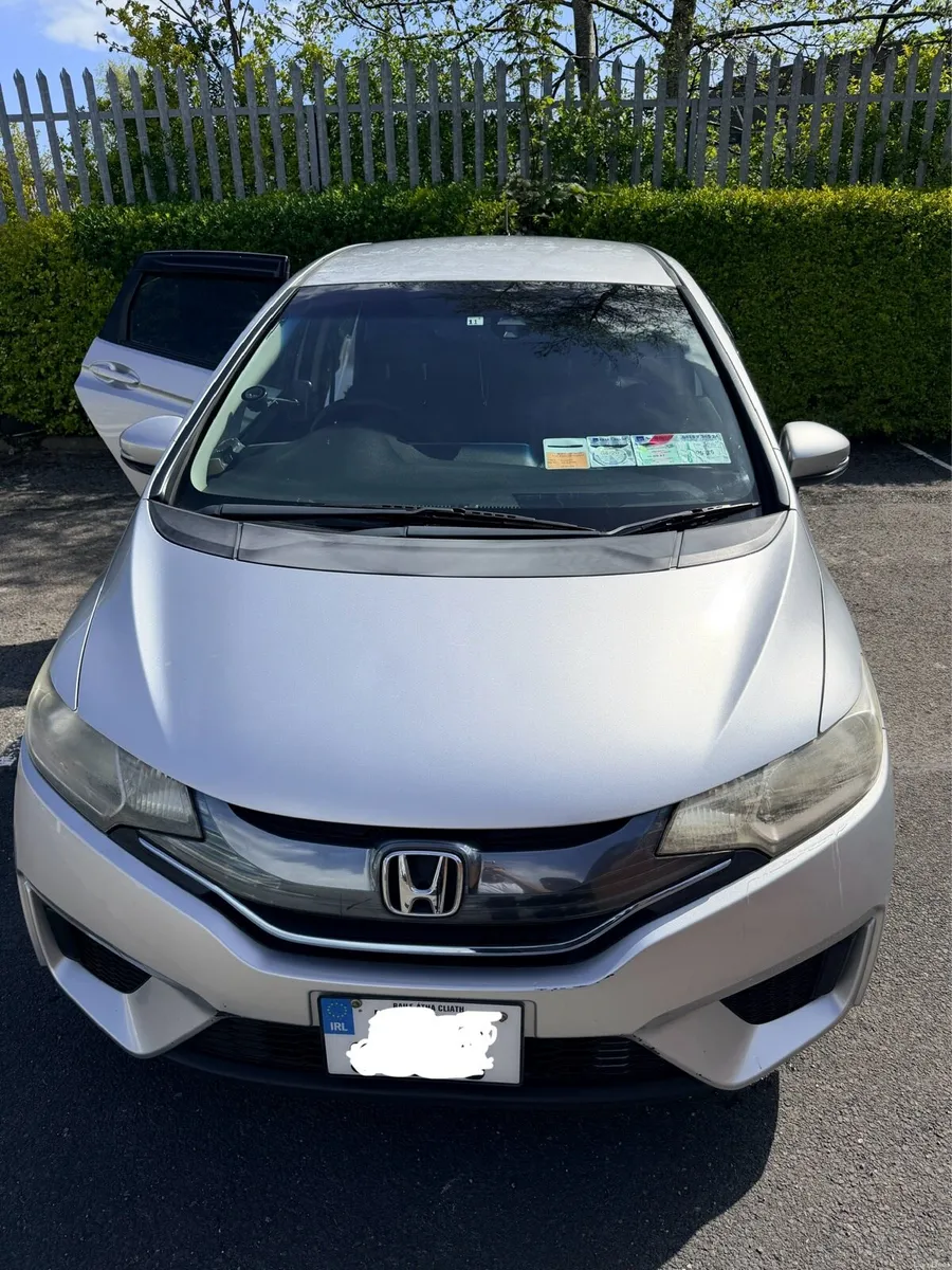 Honda Fit 2015 Hybrid - Image 1