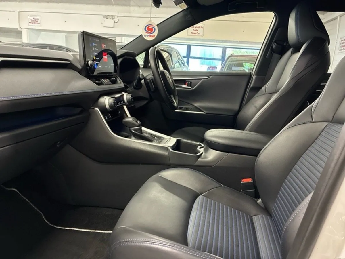 Toyota RAV4 HYBRID SPORT - Image 6