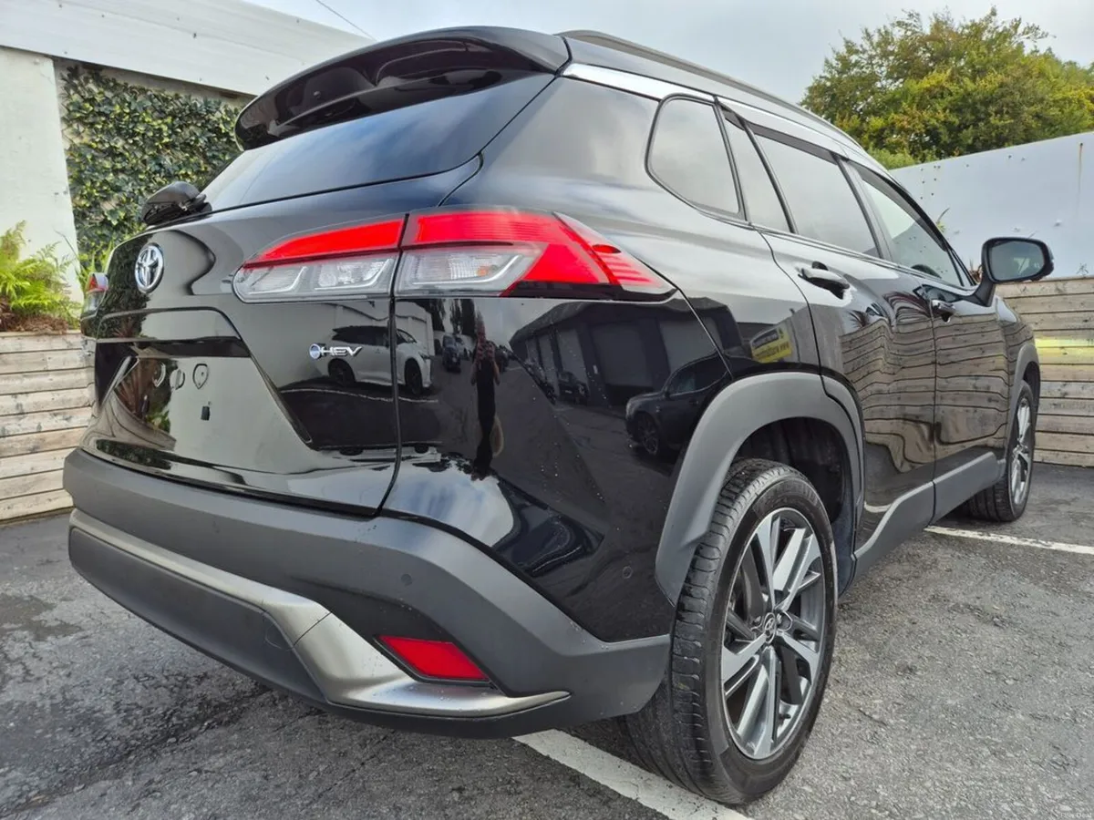Toyota Corolla Cross 1.8 HYBRID / SPORT Z-PACK WIT - Image 5