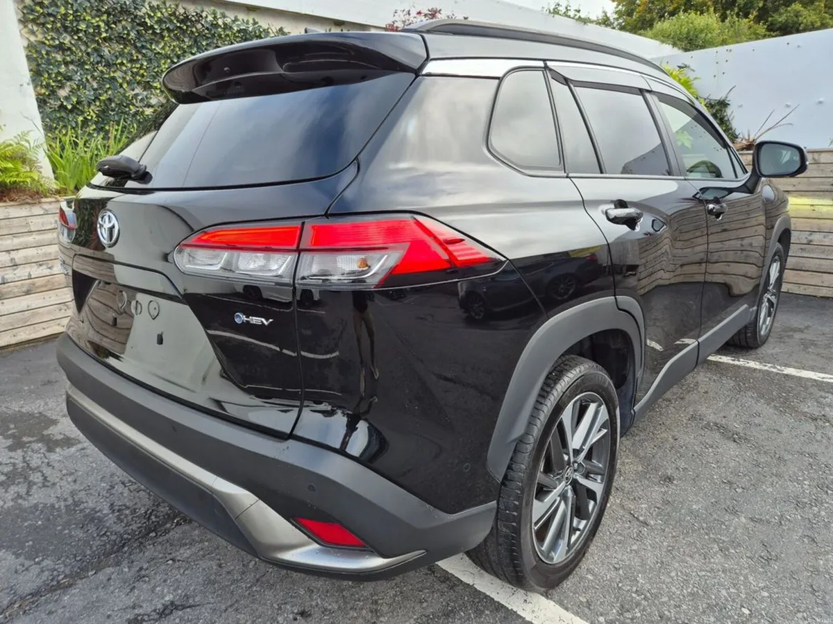 Toyota Corolla Cross 1.8 HYBRID / SPORT Z-PACK WIT - Image 6