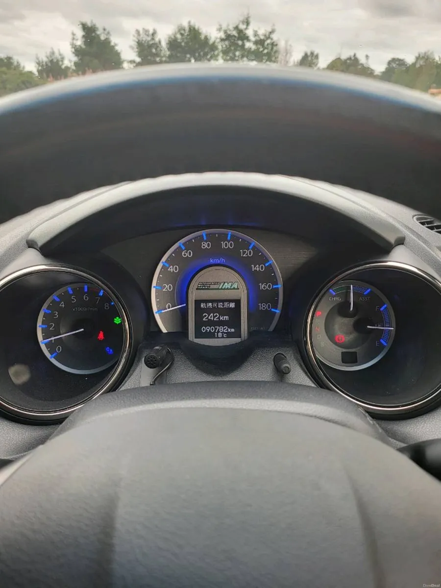 Honda Fit self charging hybrid low mileage - Image 2
