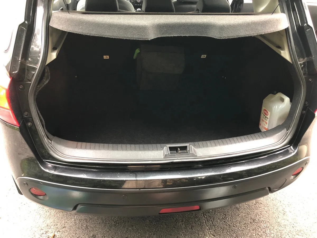 Nissan Qashqai 1.5 DCI - 2009 - Image 4