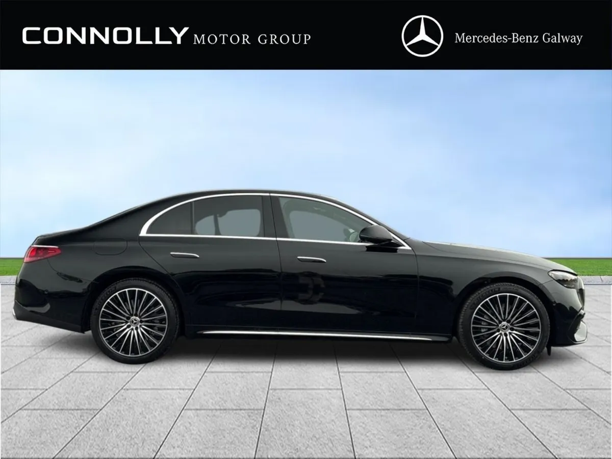 Mercedes-Benz E-Class E300de AMG Line *Panoramic S - Image 3