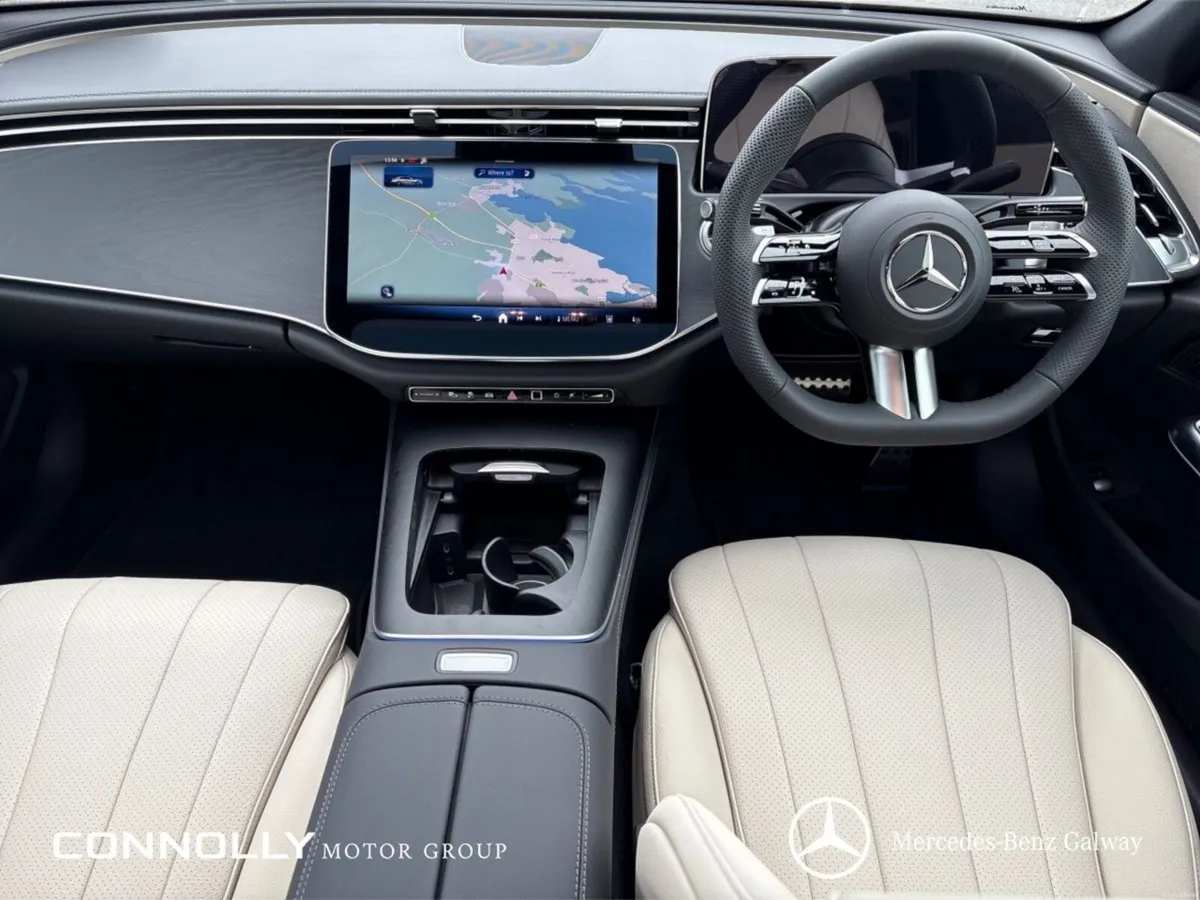 Mercedes-Benz E-Class E300de AMG Line *Panoramic S - Image 4