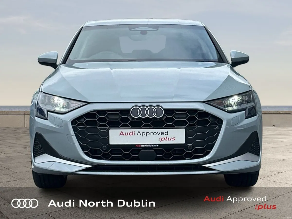 Audi A3 A3 Sportback SE TFSI  85 kW 6-speed - Image 2