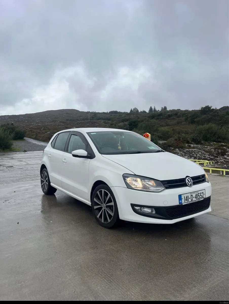 Volkswagen polo 2014 - Image 1