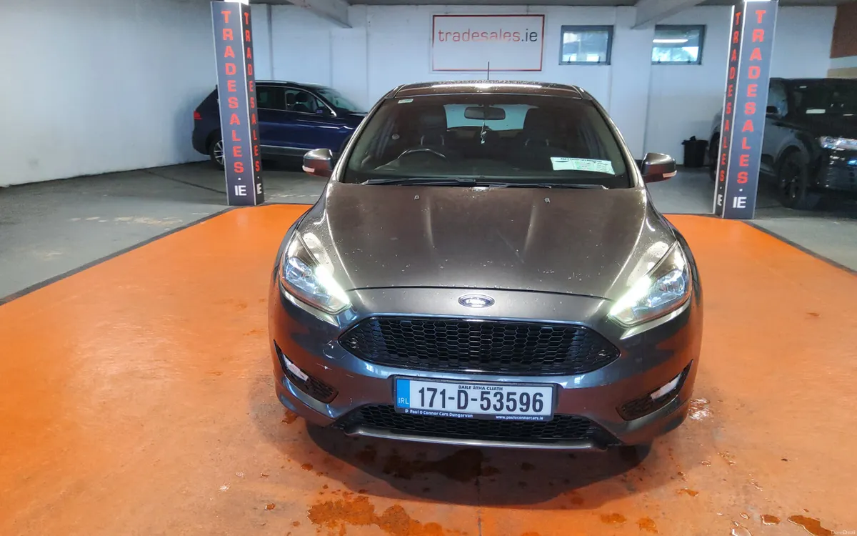Ford Focus 2017 - Image 2
