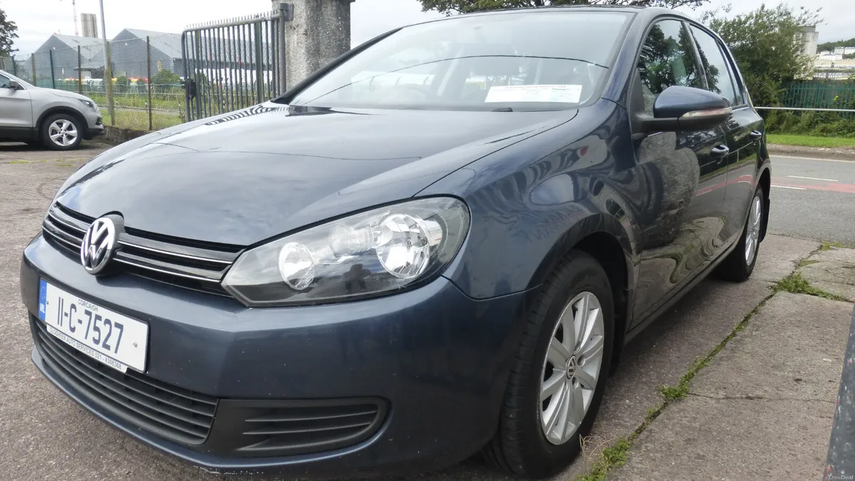 Volkswagen Golf 2011 - Image 3