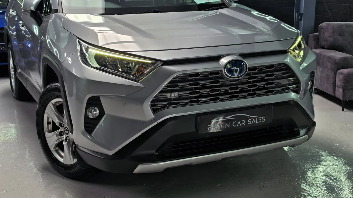 🔥 2019 Toyota RAV4 2.5 Hybrid Luna Automatic - Image 4