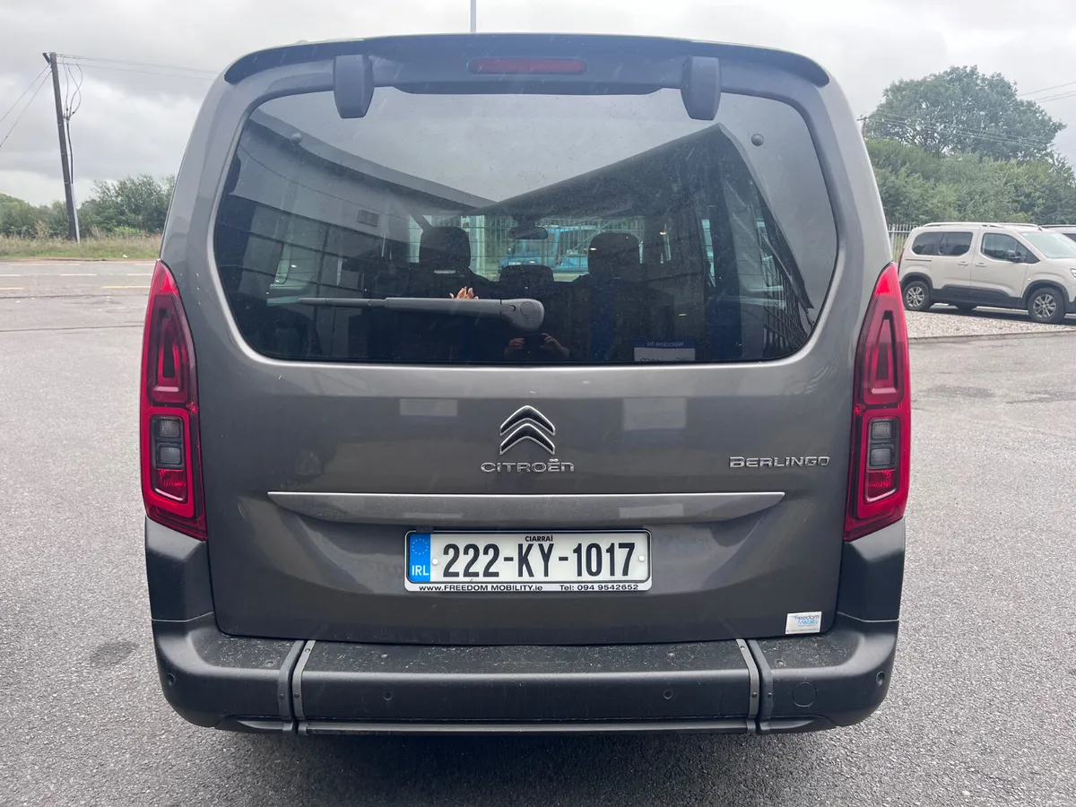 Citroen Berlingo 2022 Taxi Spec 7 seats - Image 5