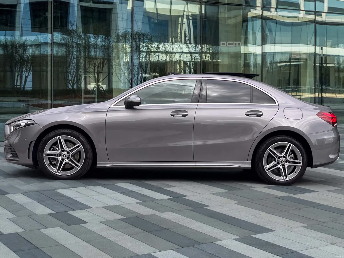 Mercedes Benz A250e AMG-Line Sedan *5k km&Panroof - Image 3