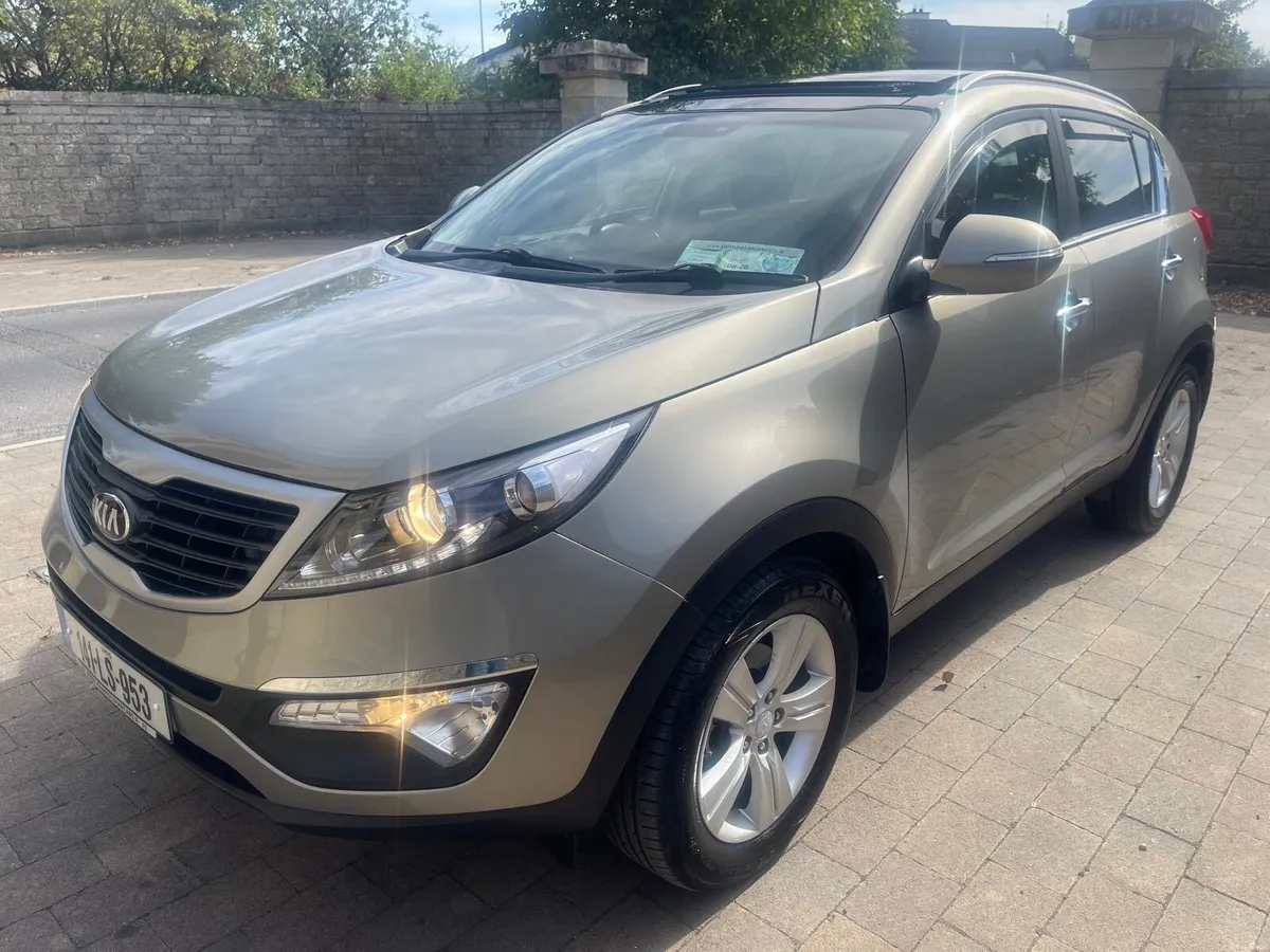 2014 Kia Sportage Sunroof NEW NCT - Image 2