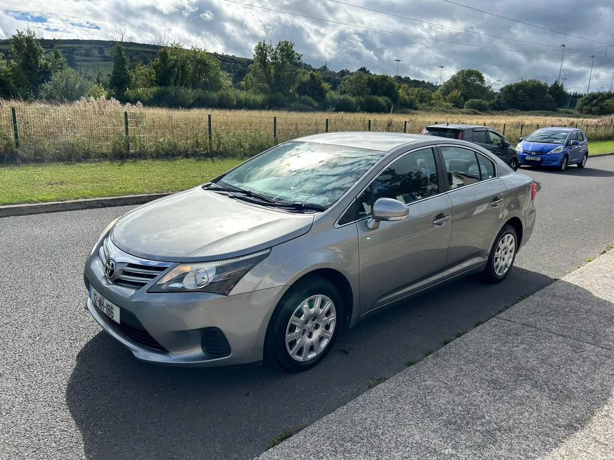 12 TOYOTA AVENSIS 2.0 D4D TERRA LOW KMS €4,950 - Image 3