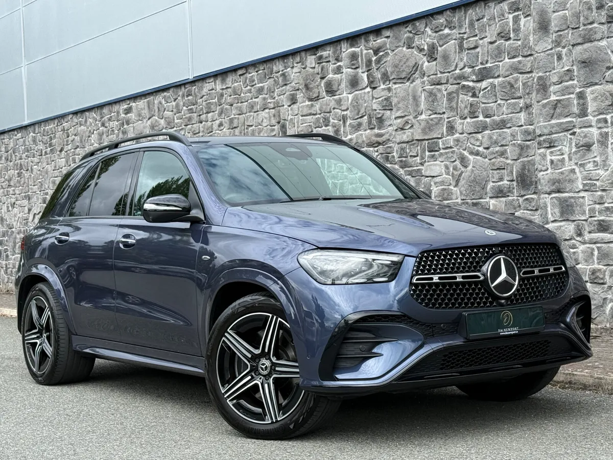2025 Mercedes Benz GLE 400e 4Matic Urban AMG - Image 1