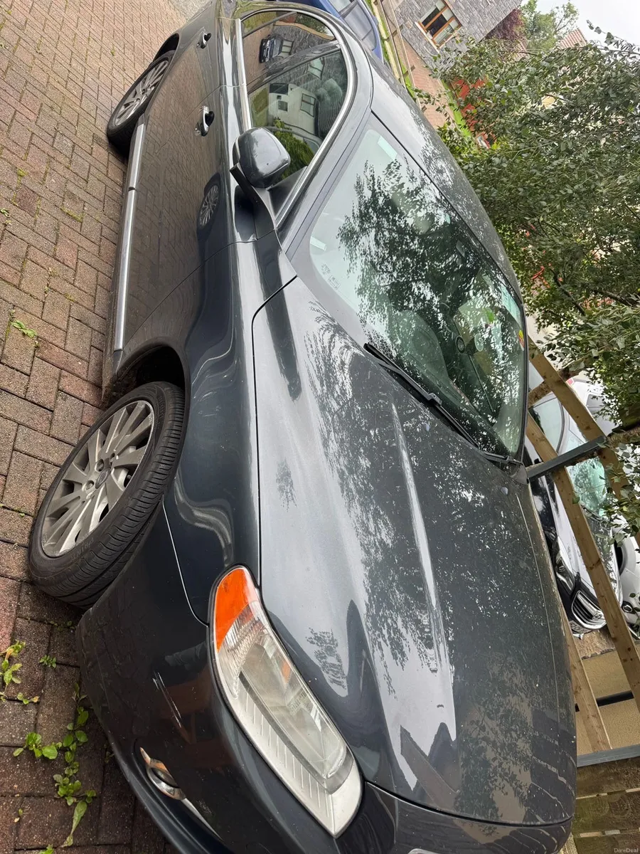 Volvo S80 2012 - Image 2
