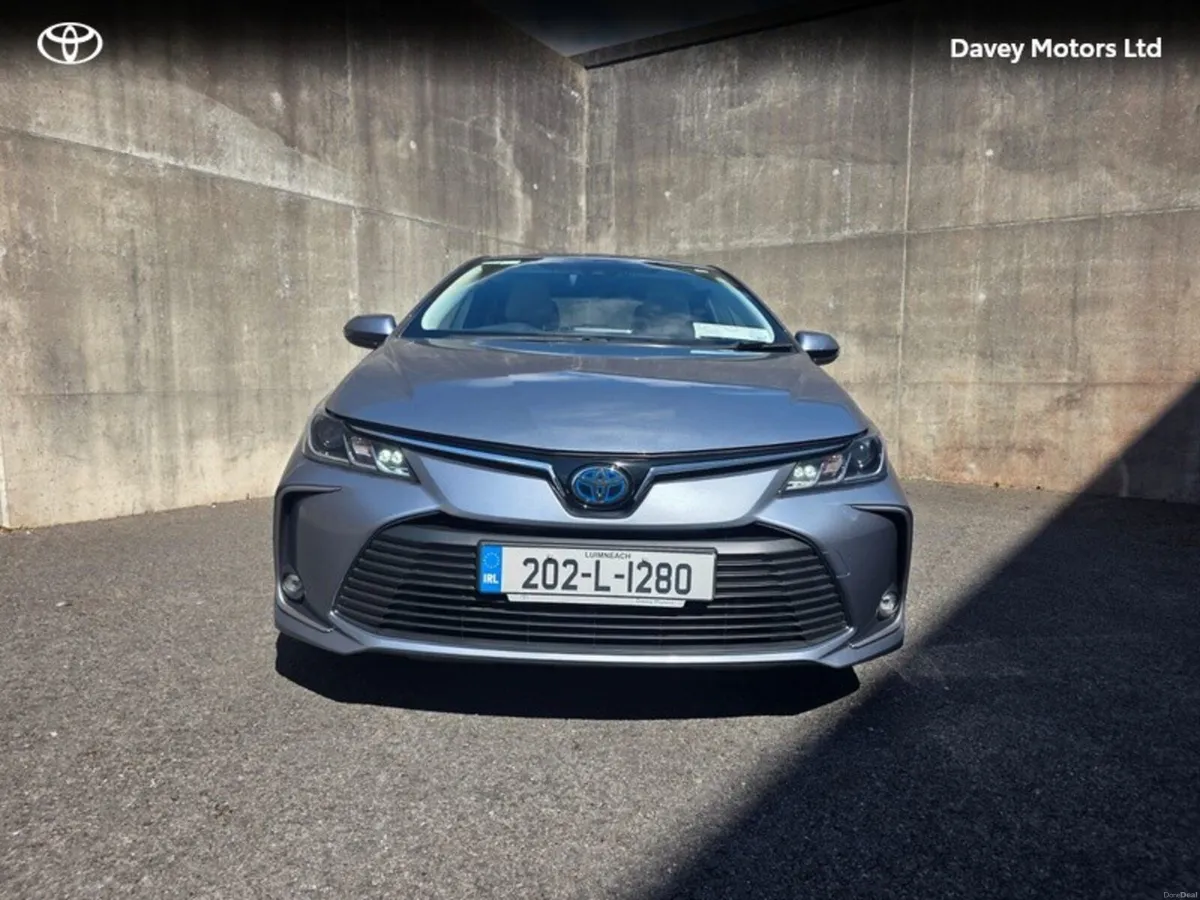 Toyota Corolla HYB LUNA SPORT 4DR AUTO - Image 5