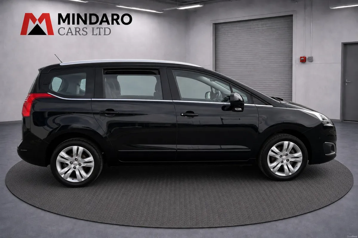 Peugeot 5008 2016//7 SEATER//LOW KMS - Image 2