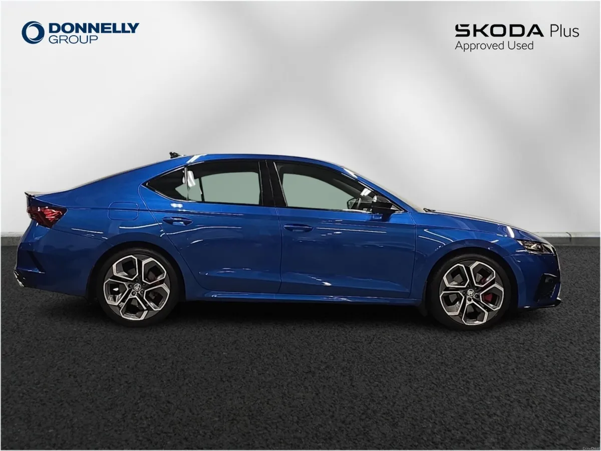 Skoda OCTAVIA 2.0 TSI vRS 5dr DSG - Image 4