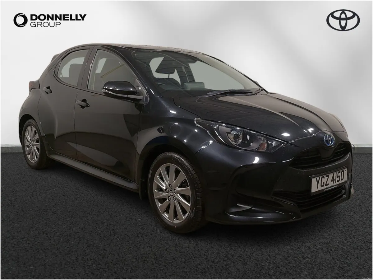 Toyota Yaris Hatchback Icon - Image 1