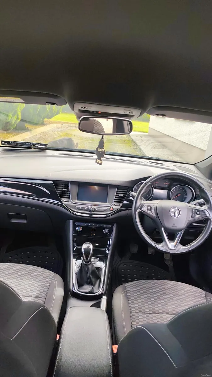 Vauxhall Astra 2017 net tax - Image 5