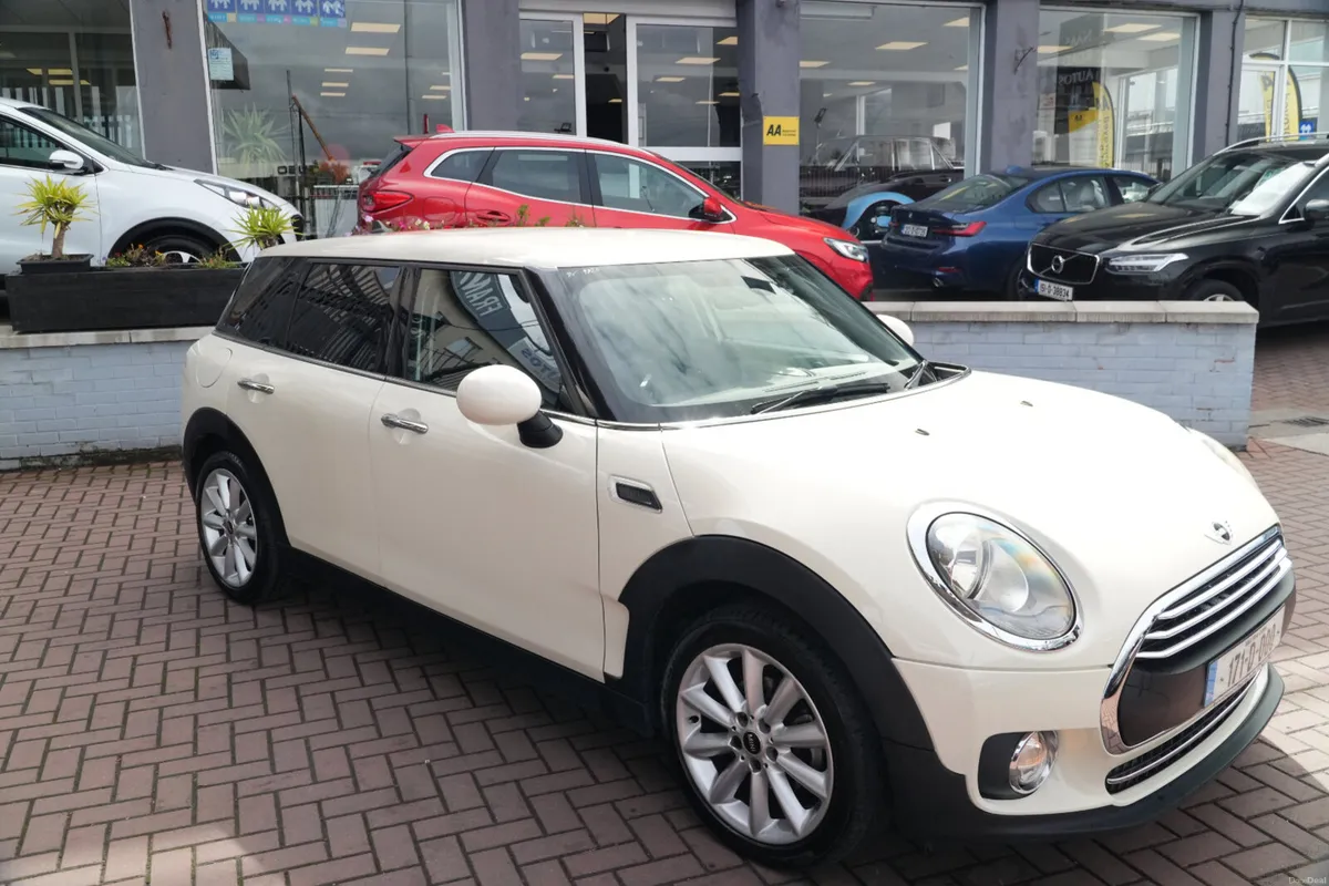 1.5 CLUBMAN COOPER 6DR ESTATE  AUTOMATIC // STUNNI - Image 1