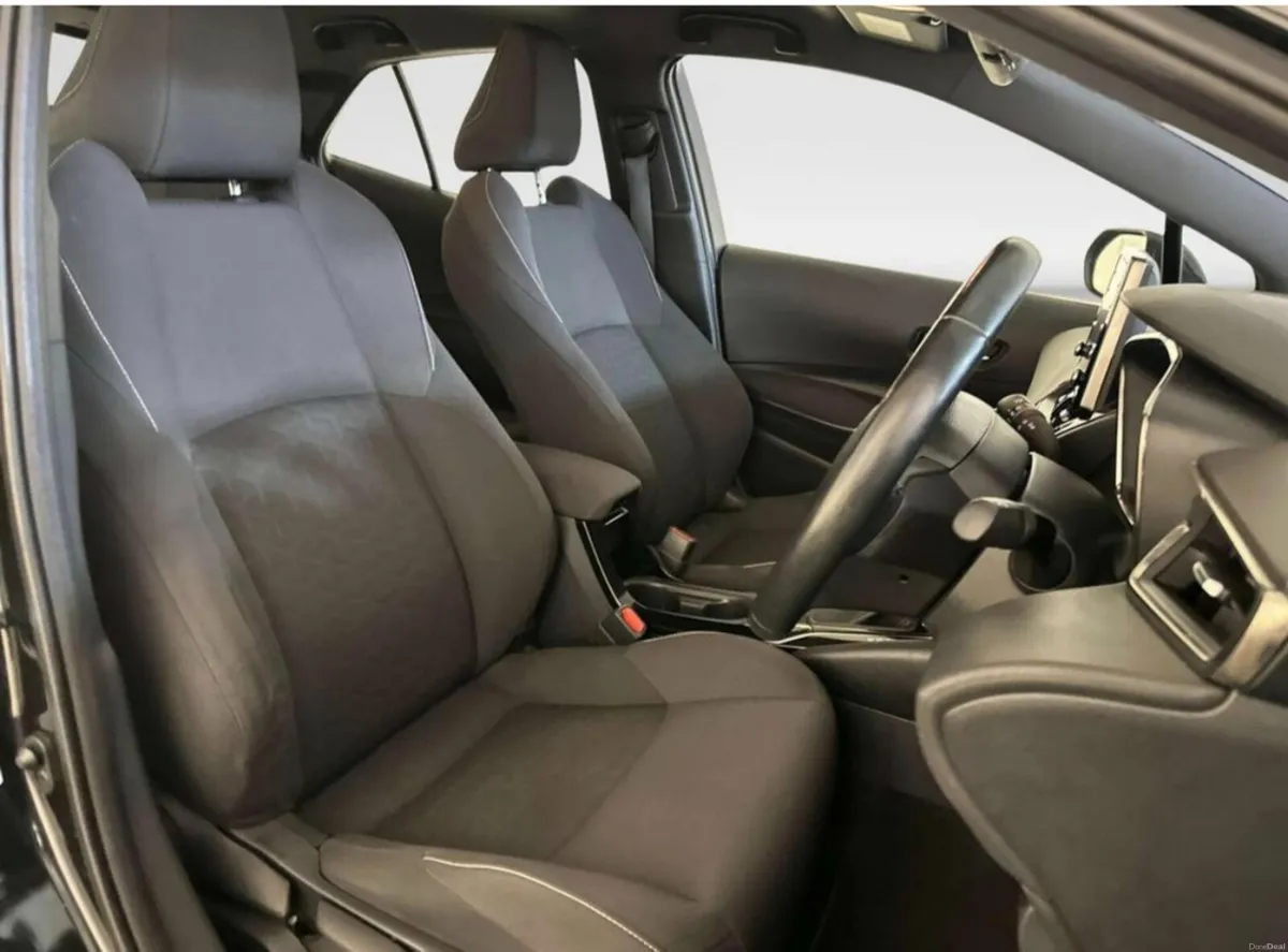 212 Toyota Corolla Hybrid Hatch. Low kilometres - Image 3