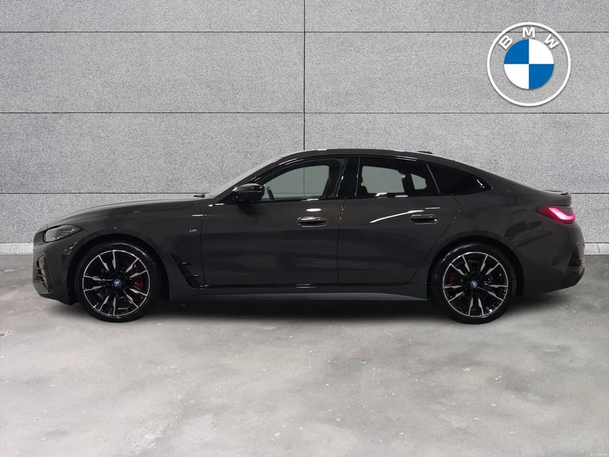 BMW i4 M50 - Image 3