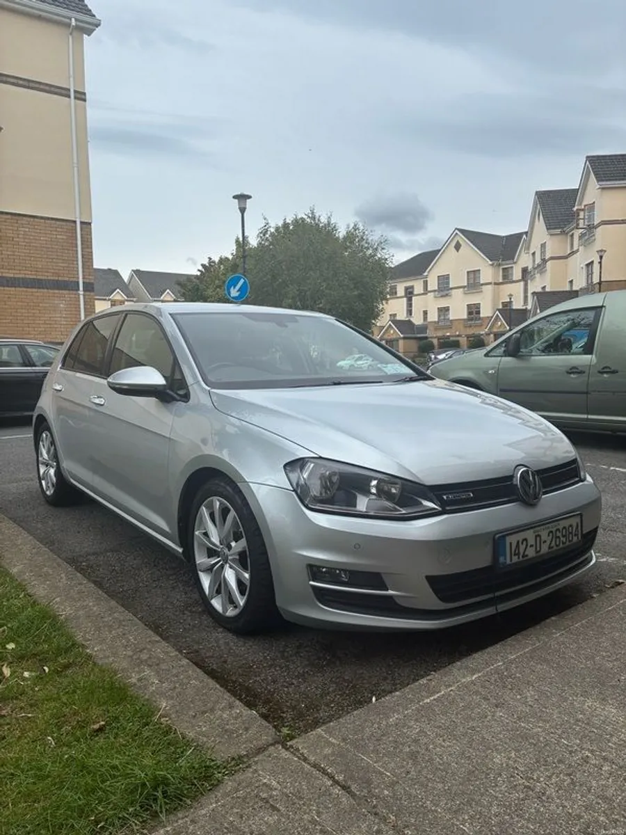 2014 Volkswagen Golf - Image 1