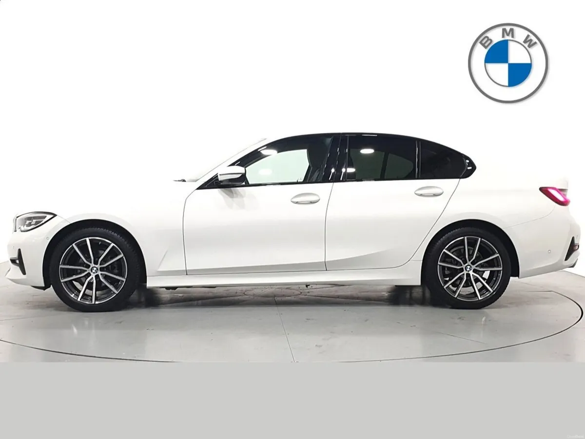 BMW 3-Series 318d Sport Saloon - Image 3