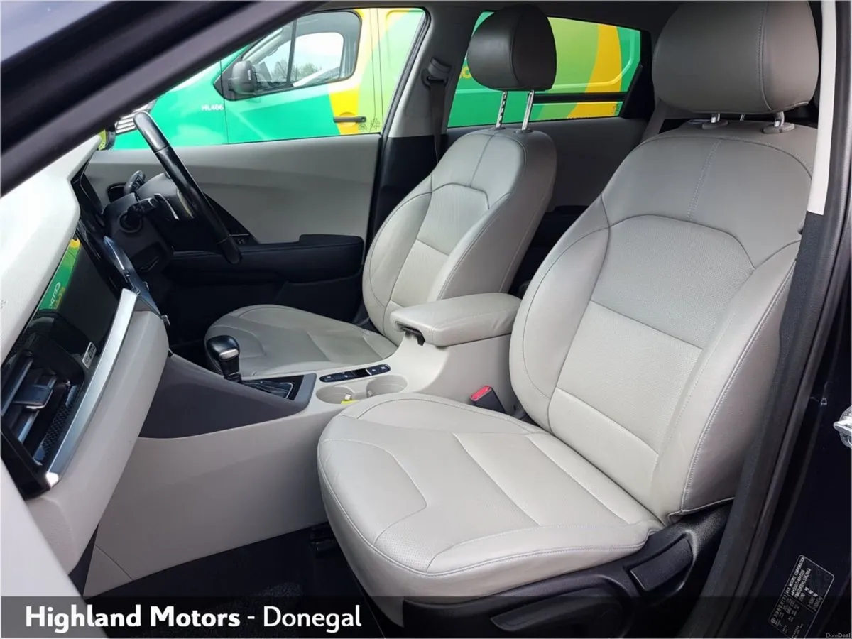 Kia Niro 1.6 GDI PLUG-IN HYBRID PE Auto - Image 5