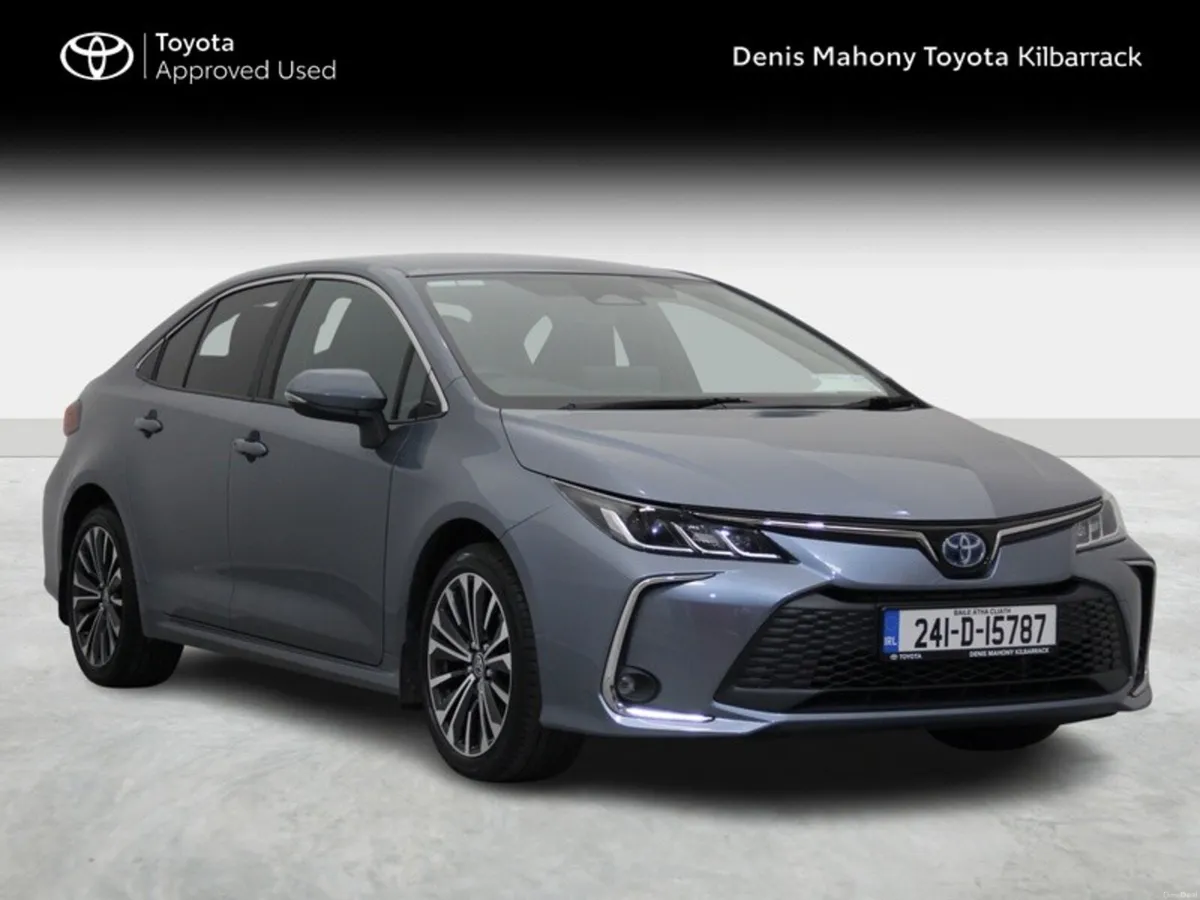 Toyota Corolla LUNA SPORT SALOON 4DR - Image 1