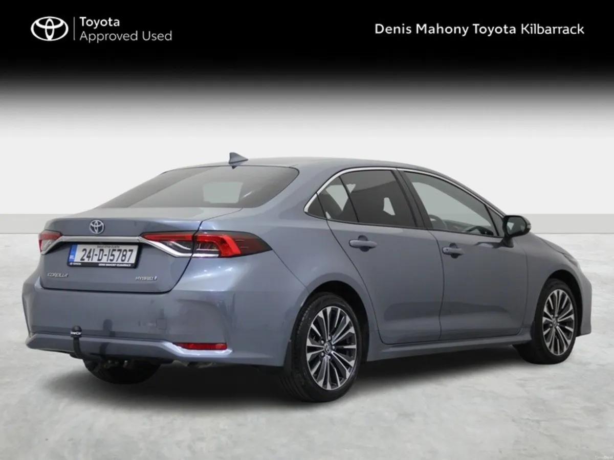 Toyota Corolla LUNA SPORT SALOON 4DR - Image 2