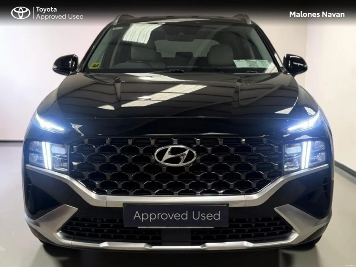 Hyundai Santa Fe PHEV 5DR AUTO - Image 5