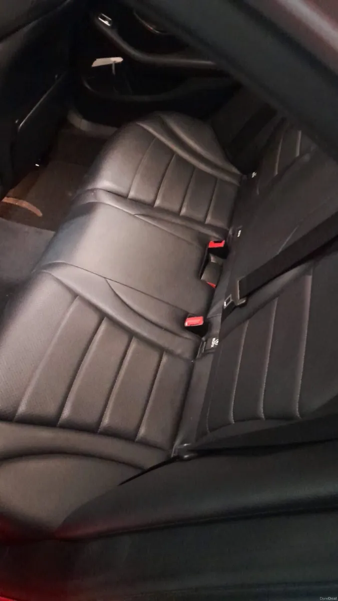 Mercedes-Benz C-Class 2015 - Image 5