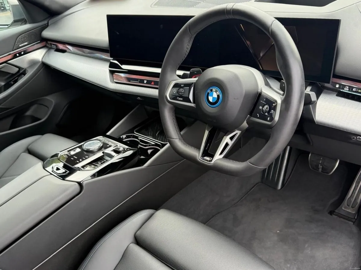BMW 5-Series 530e M Sport Pro Saloon - Image 6