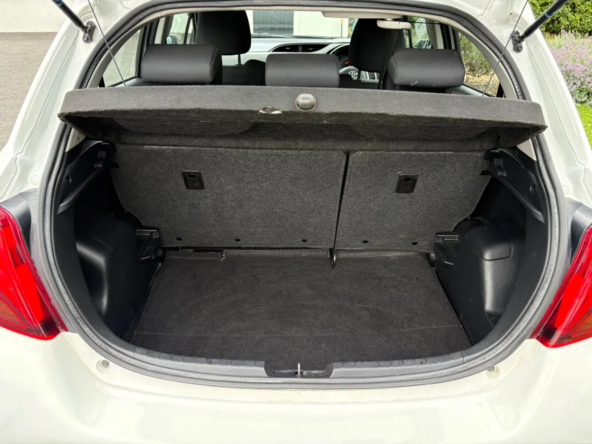 2015 Toyota Yaris 1.0 Luna - Image 5