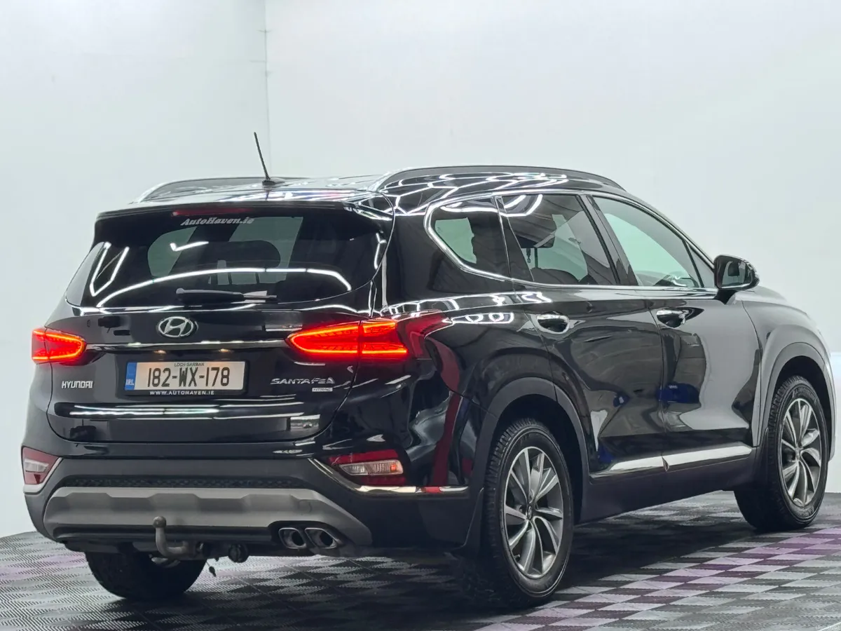 2018 Hyundai Santa Fe Executive Plus, 2.2CRDi 4WD - Image 6