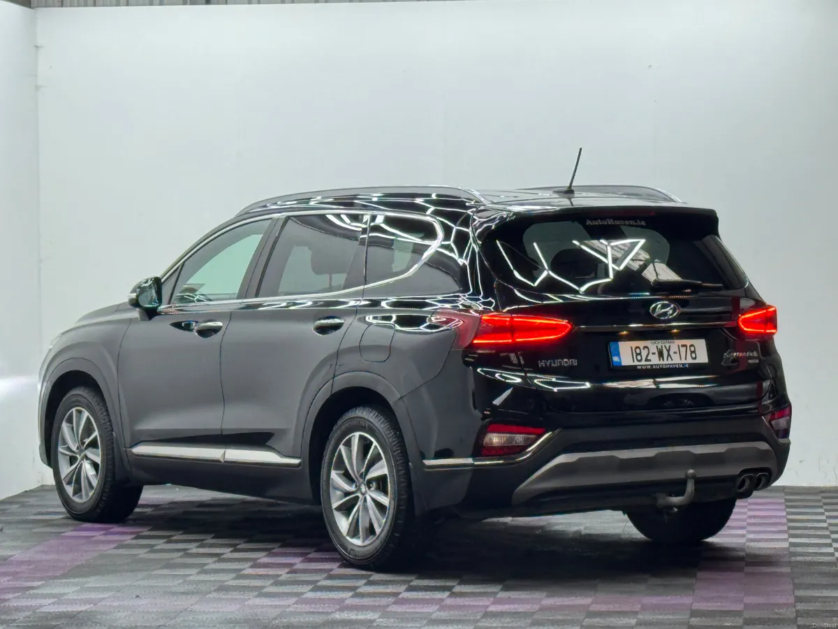 2018 Hyundai Santa Fe Executive Plus, 2.2CRDi 4WD - Image 4