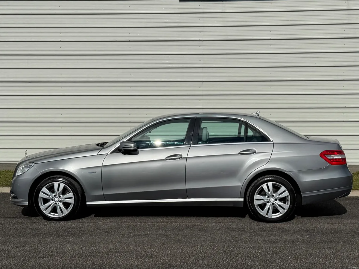 Mercedes-Benz E-Class NewNCT - Image 4
