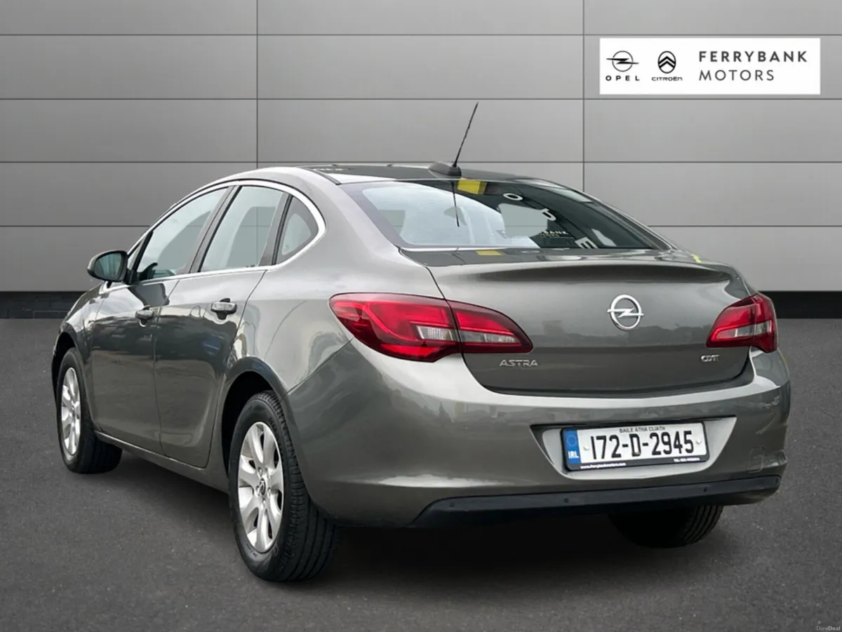 Opel Astra NOTCHBACK SALOON 1.6 CDTI 110PS 4DR - Image 3