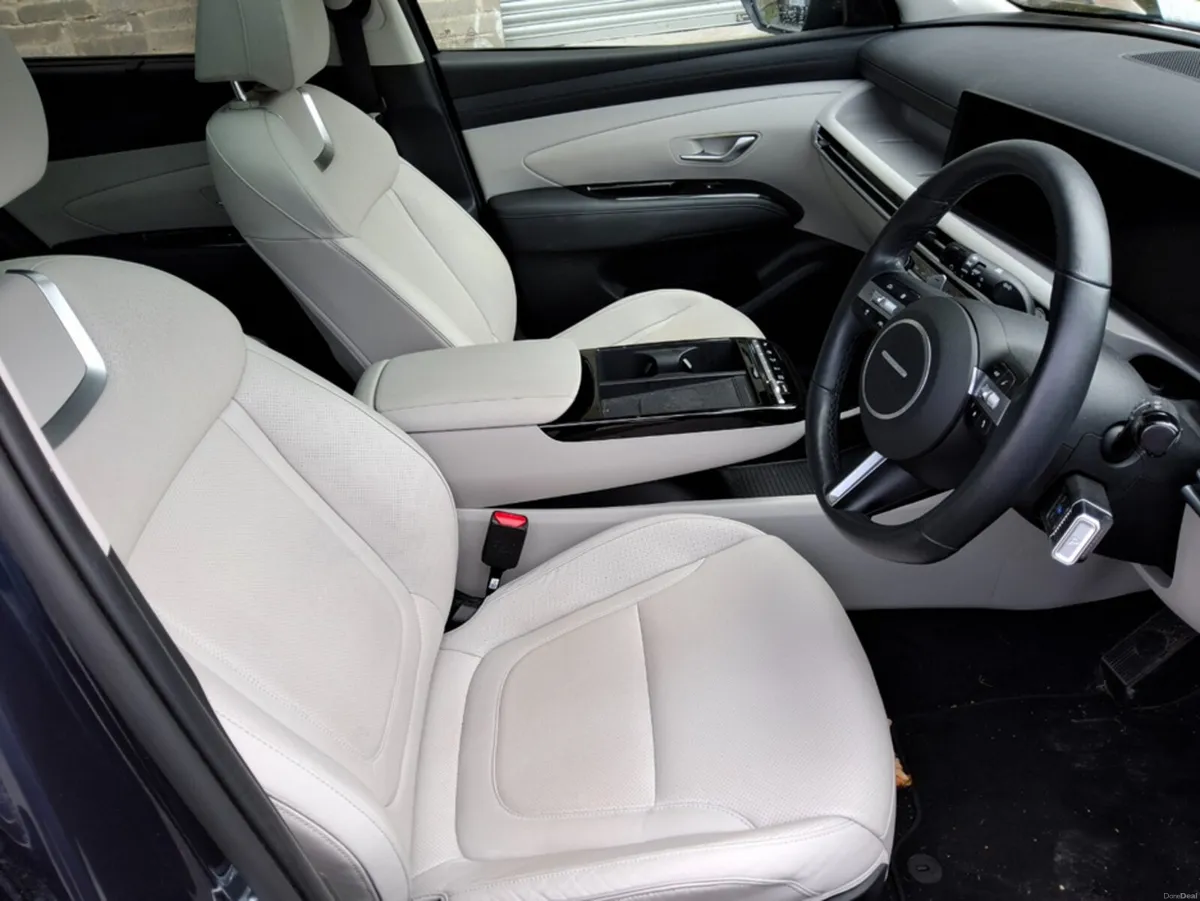 Hyundai Tucson PLATINUM PHEV - Image 6
