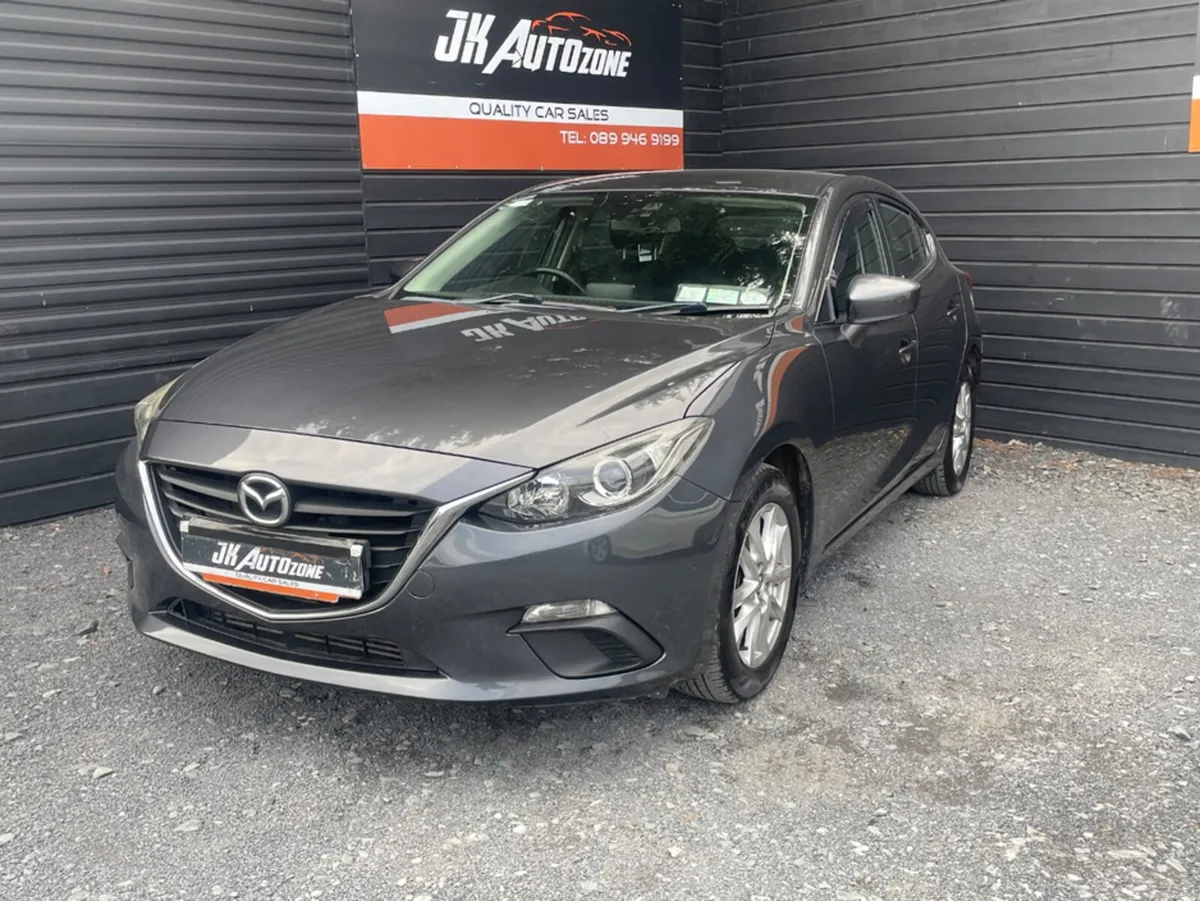 Mazda Mazda3 2.2 D SE 5DR - Image 3