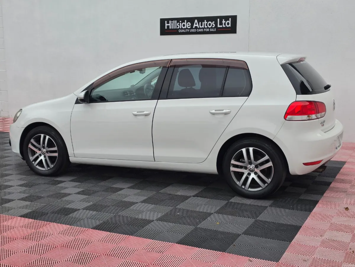 Volkswagen Golf COMFORTLINE 1.4 PETROL AUTOMATIC 5 - Image 6