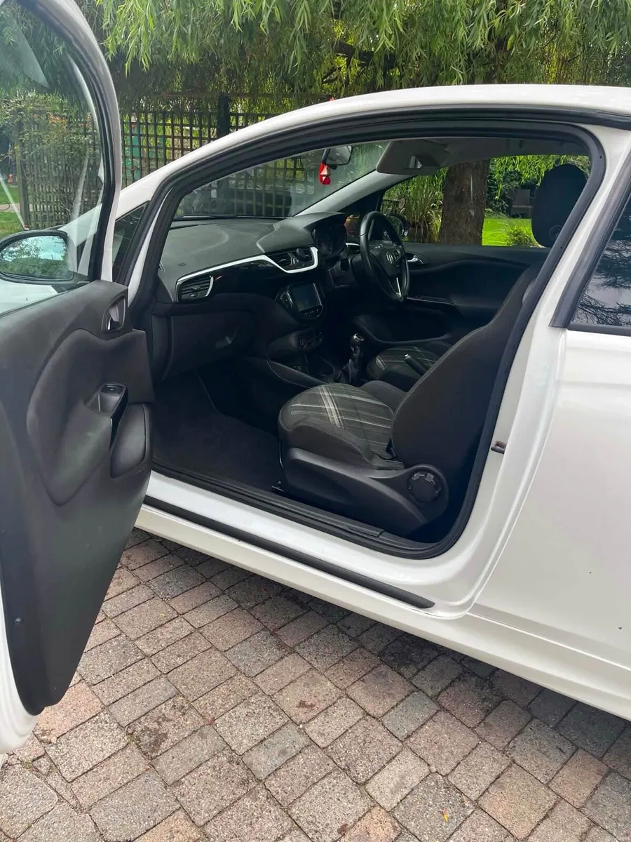 Vauxhall Corsa Limited Edition - Image 6