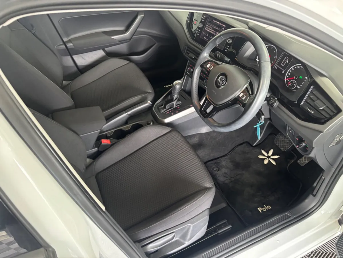 Volkswagen Polo VOLKSWAGEN POLO 1.0 TSI DSG*FINANC - Image 5