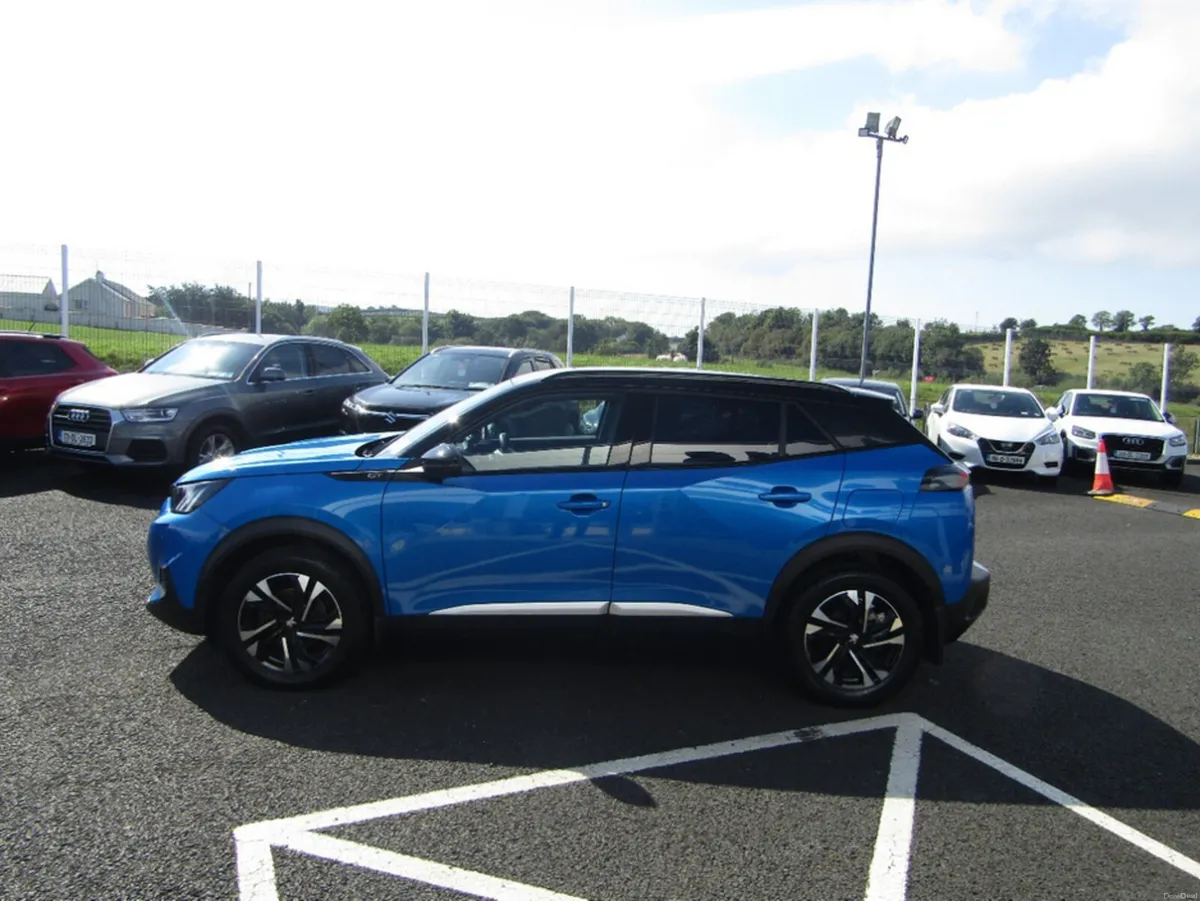 Peugeot 2008 GT 1.2 130 AUTOMATIC 6.4 - Image 6