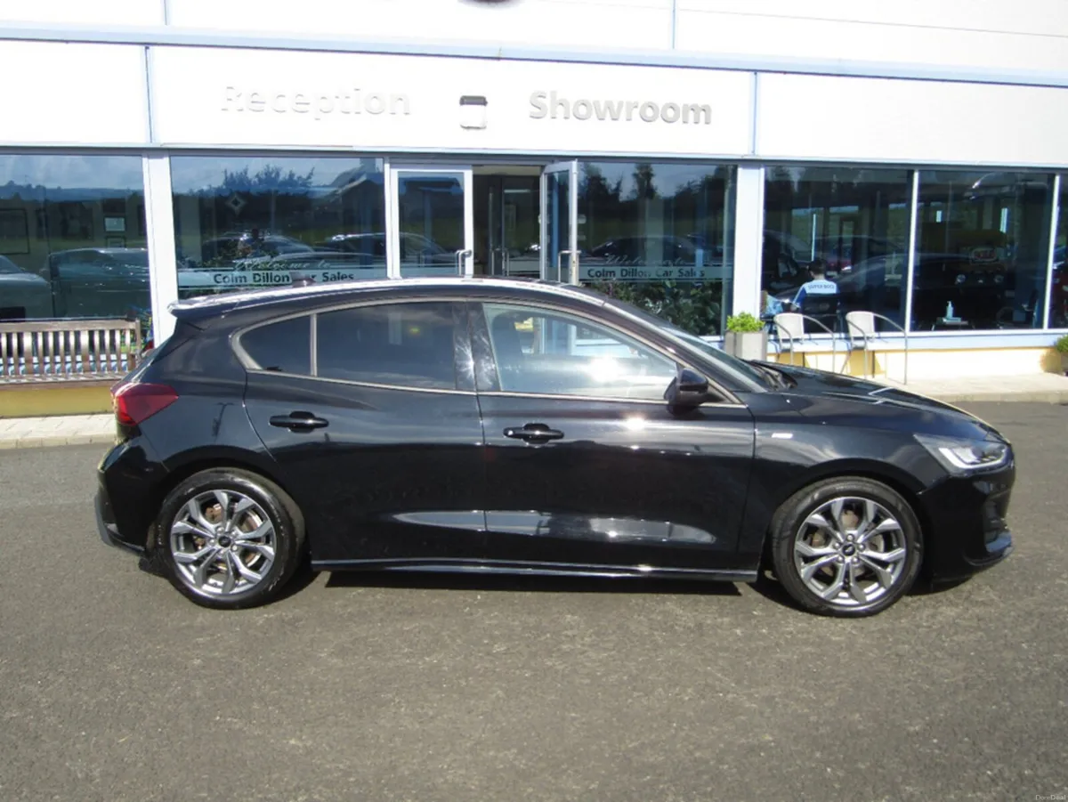 Ford Focus ST-LINE ECOBLUE AUTO - Image 3