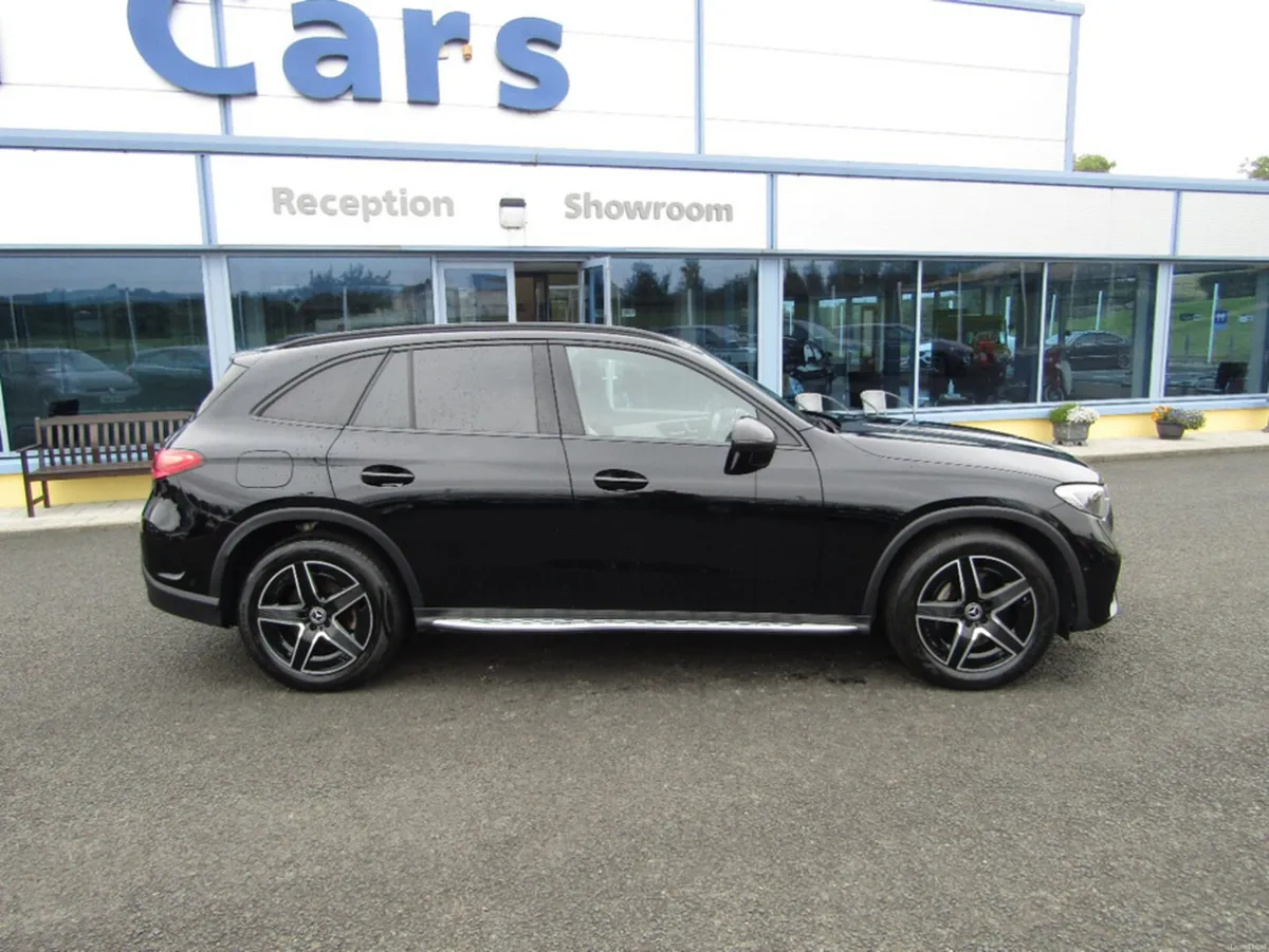 Mercedes-Benz GLC 220D 4MATIC AMG LINE PLUS - Image 3