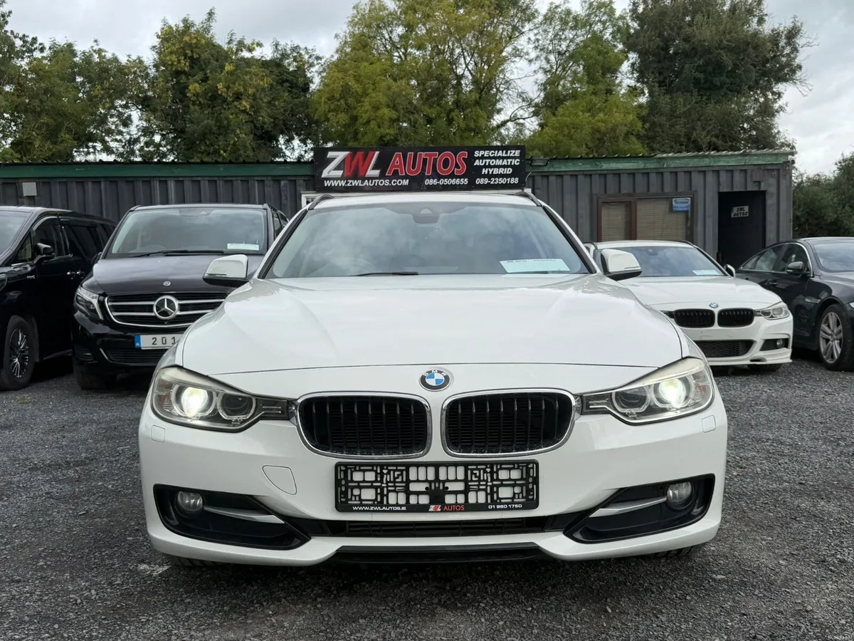 13 BMW 320D SPORT 2.0 - Image 2